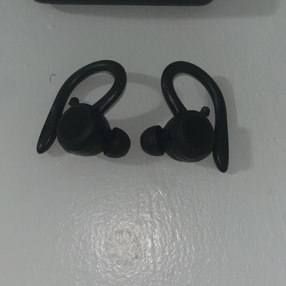 Earbuds - Picture 4 of 5